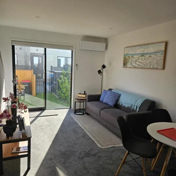 Beachside Townhouse, hotel in Christchurch