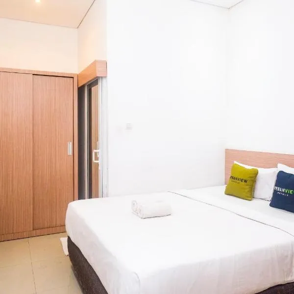 Urbanview Hotel Syariah Hapsari YIA, hotel en Yogyakarta