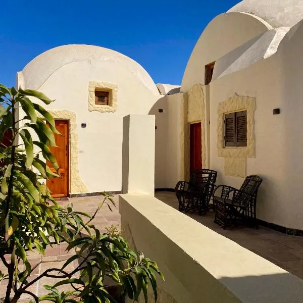 Bahariya Oasis hotel, hotel a Aweina