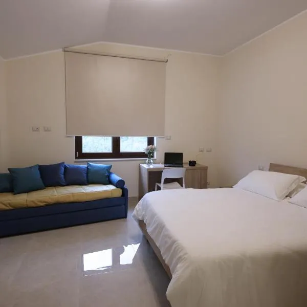 Albergo Peluso, hotel en Altavilla Irpina