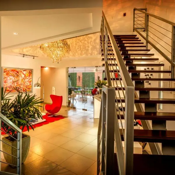 Elements Hotel Boutique, hotel di Managua