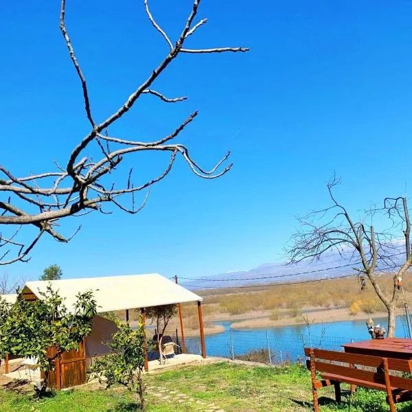 Glamping Kulmi, hotel v destinácii Shkodër
