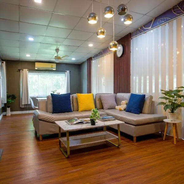 Mama's Tree Homemade Croissant, Bed & Breakfast, hotel in Klaeng