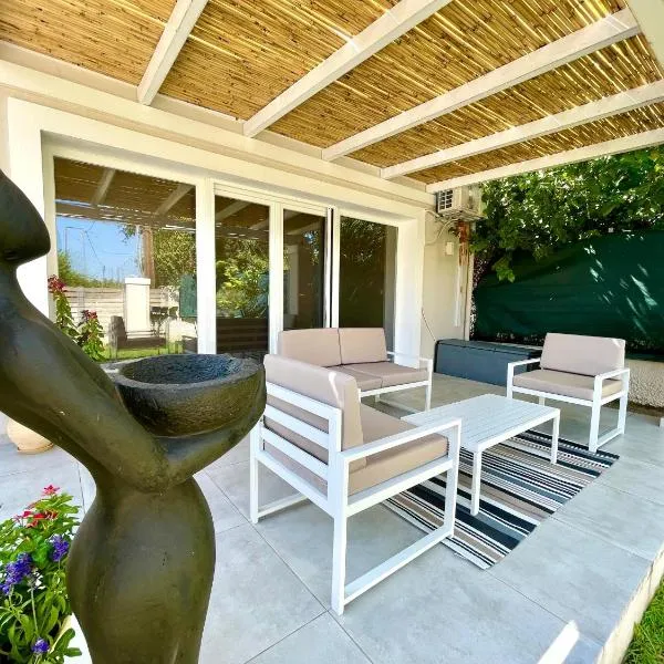 Berro's Beach House, hotel in Litherés