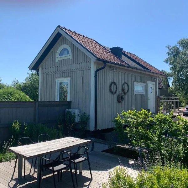 Station Bed and Kitchen Guesthouse, hotel en Varberg
