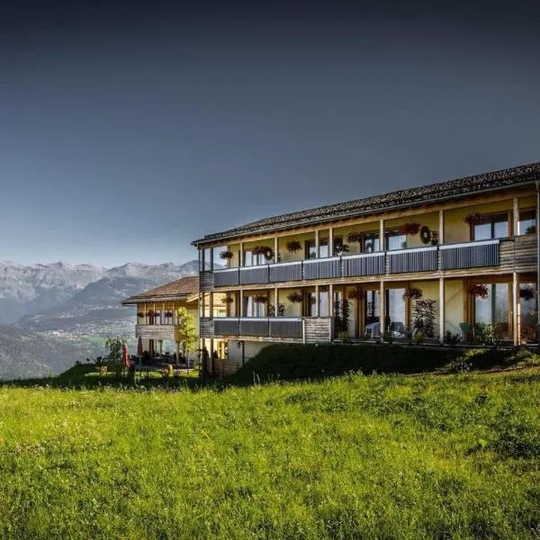 Nada Brahma Retreats, hotel in Dailley