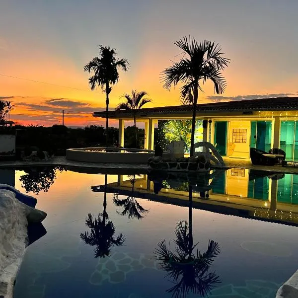 Hotel Zensi 420, ξενοδοχείο σε Lejanías