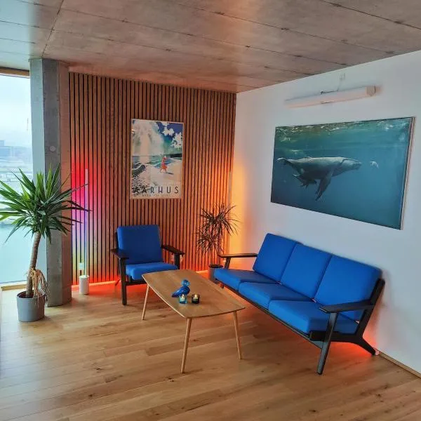 Luxury on 12th floor - breathtaking ocean view, hotel di Arhus