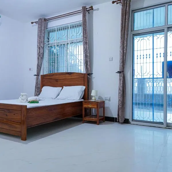 Uroa Beachfront Oceanview Apartment Zanzibar, khách sạn ở Làng Uroa