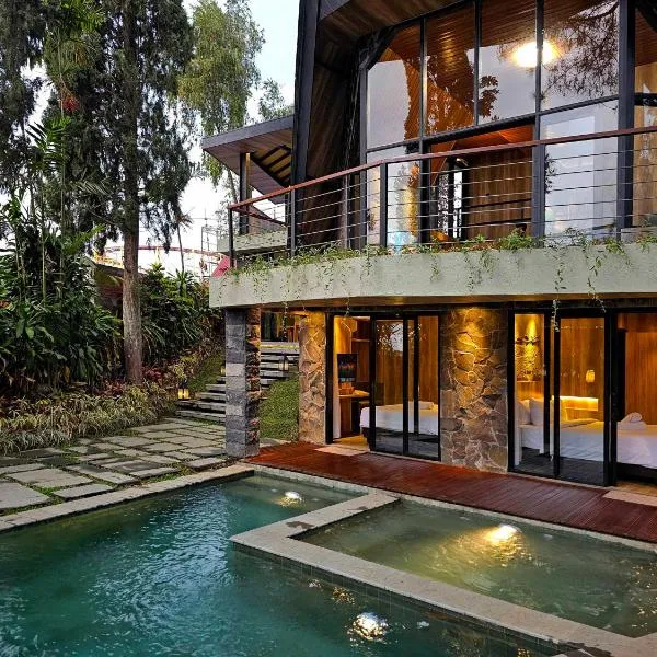 Villa Klub Bunga - by The Batu Hotel Batu Malang, hotel in Batu