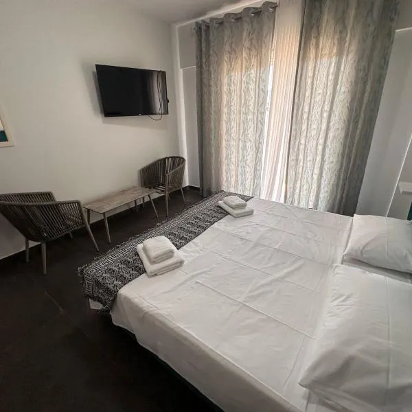 TRIUMPH rooms and apartment, hotel in Vlorë