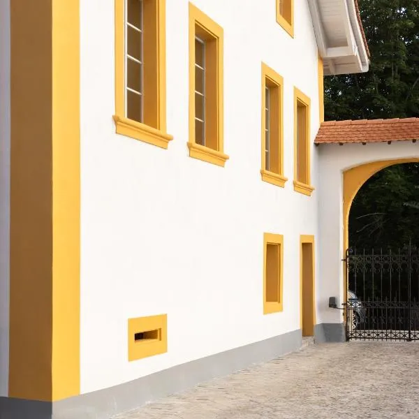 Château Marnand - Studio Montgolfière, hotell sihtkohas Granges