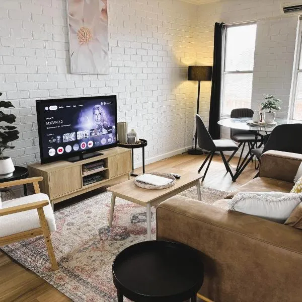 Neat 2 bedroom Apartment, with free parking, hôtel à South Hedland