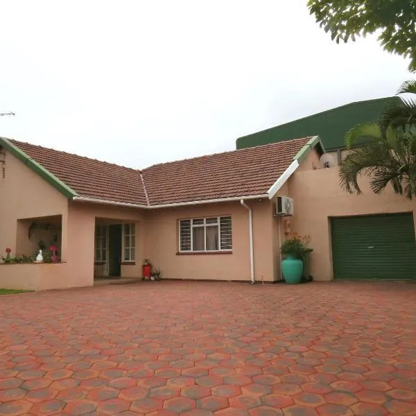 JoThams Bed & Breakfast or Self-catering, Hotel in Durban