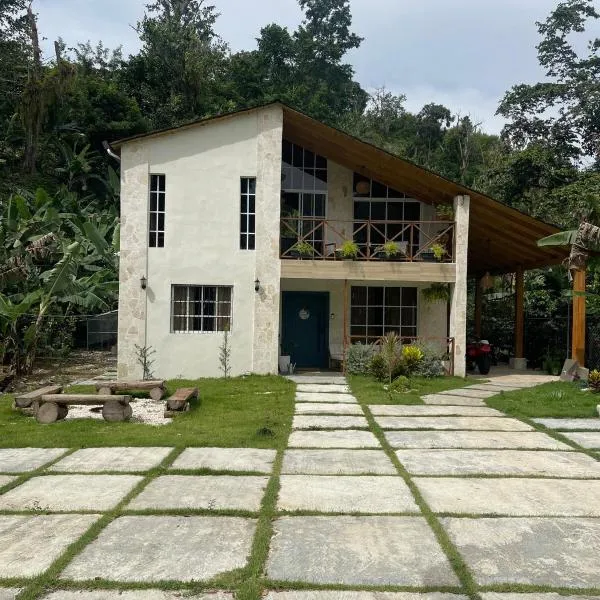 Villa Linda, hotel a Polo