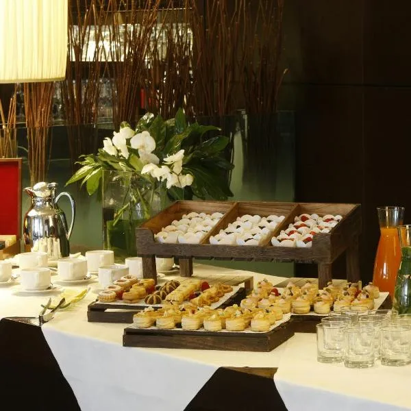 Starhotels Excelsior, hotel in Bologna