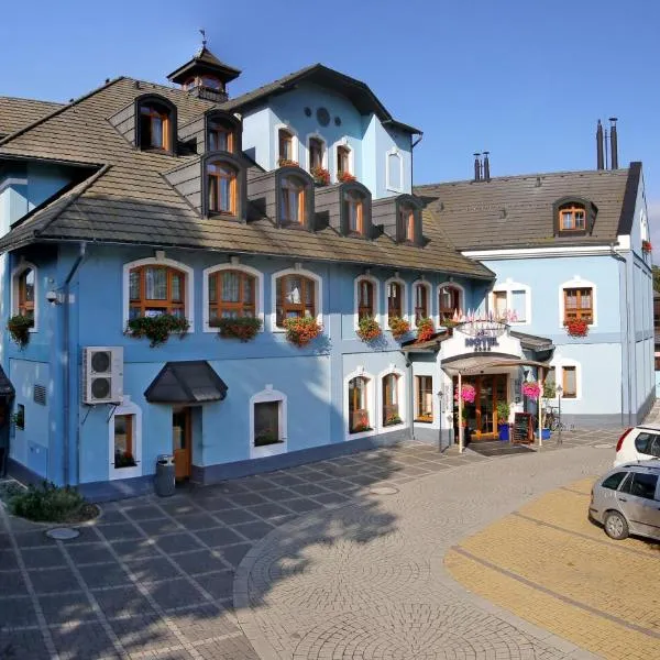 AGH Hotel, hotel in Rožnov pod Radhoštěm