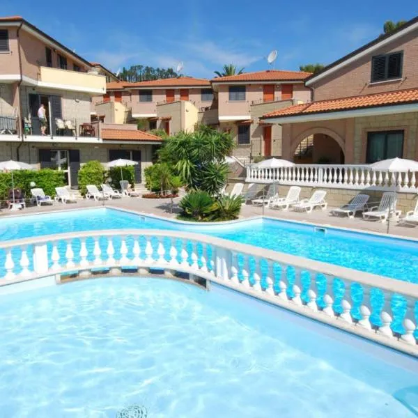 Il borgo blu, hotel v destinaci Tortoreto Lido