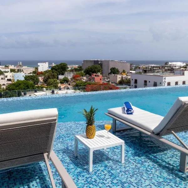 New Luxury Studio in the City Center, hotell i Playa del Carmen