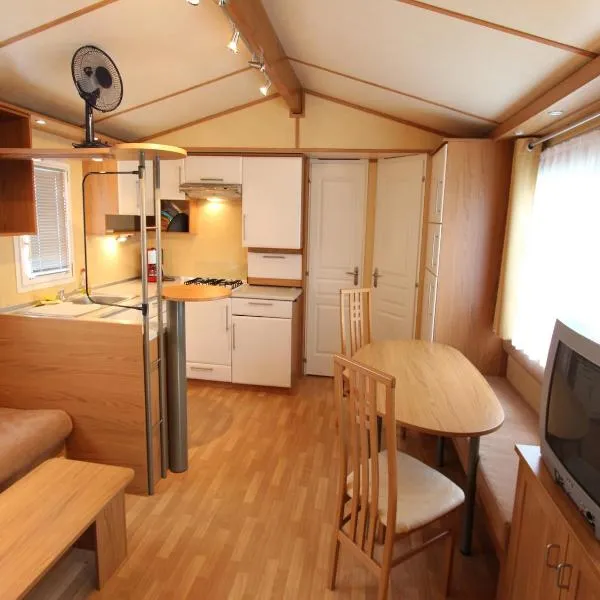 Mobile Home by Völkermarkt Reservoir, hotel in Sankt Kanzian