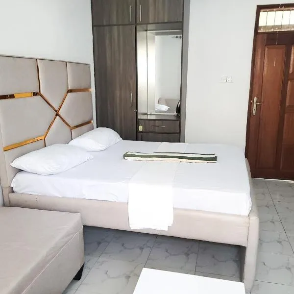 Jnjzhomes Mombasa, hotel in Mombasa