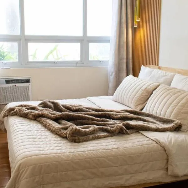 Seawind Condominium Near Airport, hotel en Davao