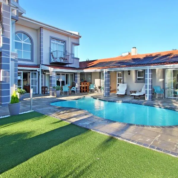 Atlantic Beach Villa, hotel in Cape Town