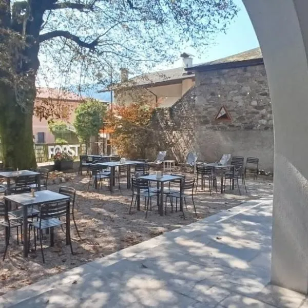 Comune Rustico Sport Hotel, hotel in Arta Terme