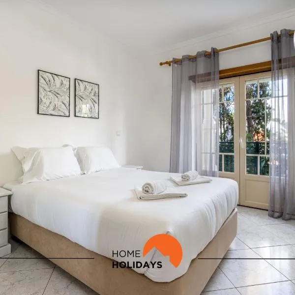 #230 Only Families - Flat A Flor by Home Holidays, hotel v destinaci Albufeira