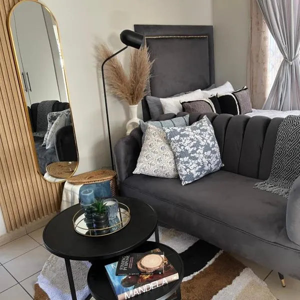 B-Hive at Devland Room 2, viešbutis mieste Sovetas