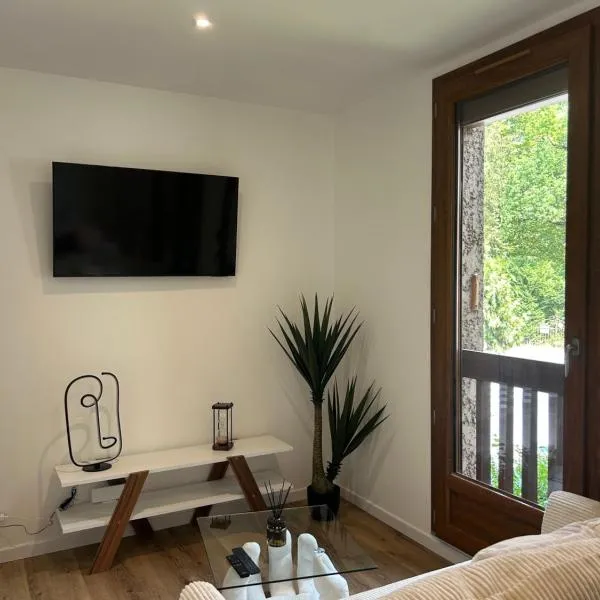Cocoon au pied des montagnes, hotel a Luchon