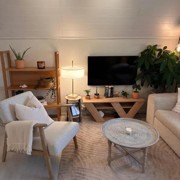 Cozy top floor apartament, hotel v destinaci Stavanger