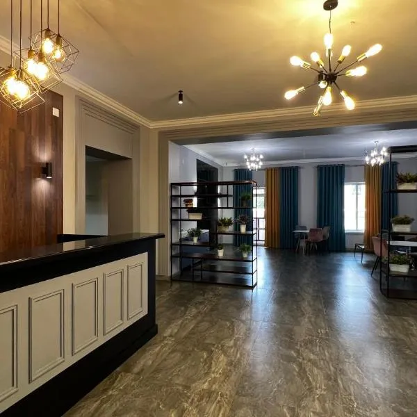 Aq-Jaiyq Halal Hotel, hotell sihtkohas Karagandõ