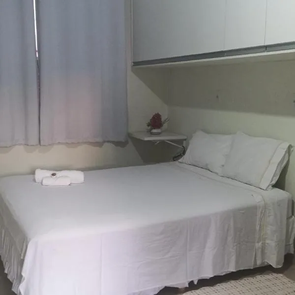 Pousada santos 1, kitnet confortável com ar condicionado, ξενοδοχείο στη Λοντρίνα