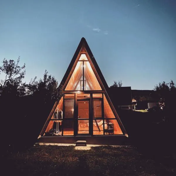 Horezu Cozy Cabin, hotel in Izvoru Rece