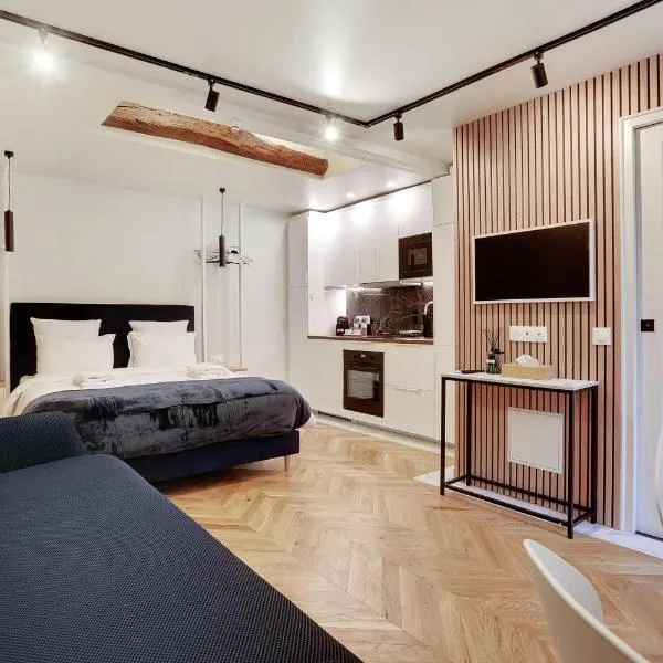 GemBnB Luxury Apartment in Paris - Abbesses - Montmartre, hotel in Paris