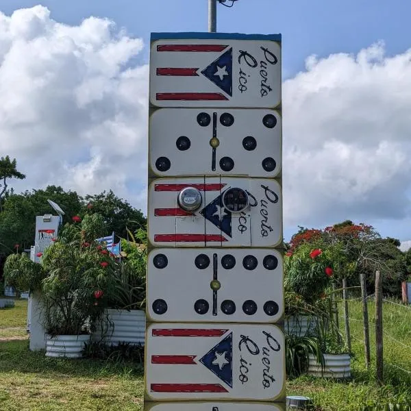 Playa Negra--Luxury Container Home--Casa NoSe', Hotel in Vieques