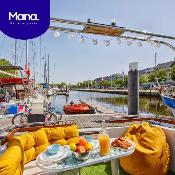 Séjour Insolite sur Ulysse - Bateau - Port de Caen, מלון בקן