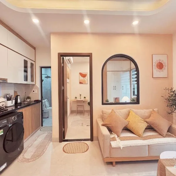 The Little Hanoi - Fresh Home - Centered, hotel in Hanoi