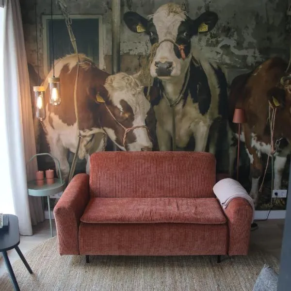 Hoeve Altena Barn, hotel in Woudrichem