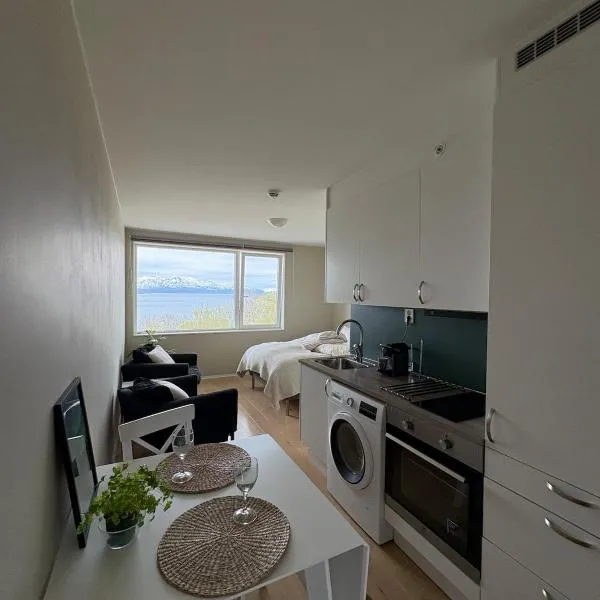 Cozy Apartment, hotel i Tromsø