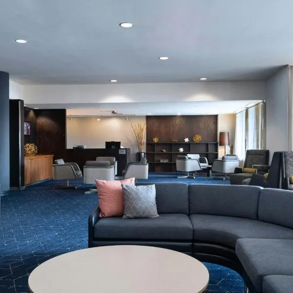 Courtyard by Marriott Omaha Aksarben Village, hotel in Omaha
