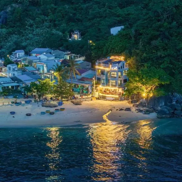 The Coral Homestay & Pub,位于Tân Hiệp的酒店