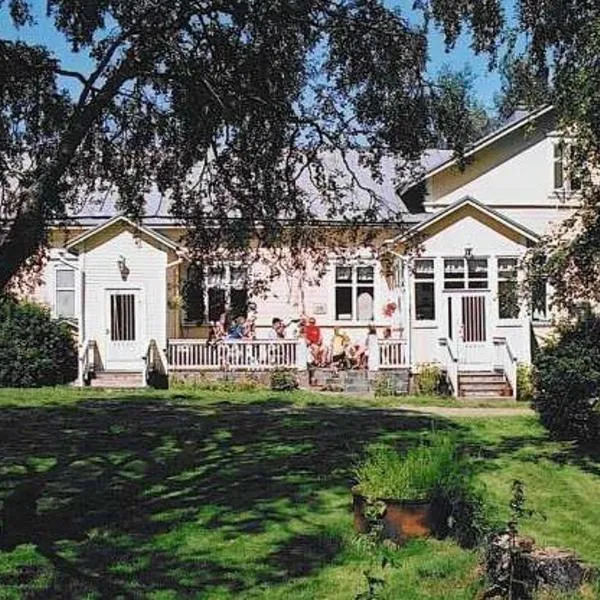 Brinkin Wanha Pappila, hotel en Kokkola