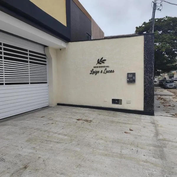 Residencial Laize & Lucas, ξενοδοχείο σε Αρακαζού