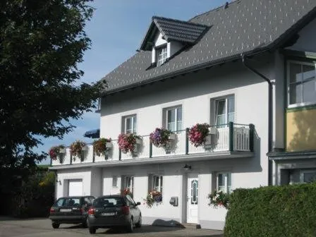 Haus Zisser, hotel a Sankt Jakob im Walde