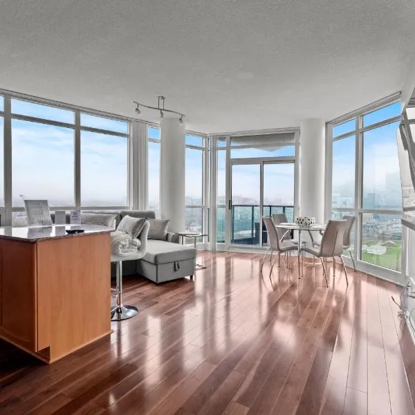 Downtown Condo with Picturesque View, hotel v destinaci Toronto