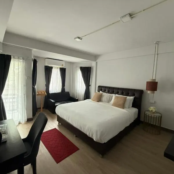 Charma Home Watket #5, hotel a Chiang Mai