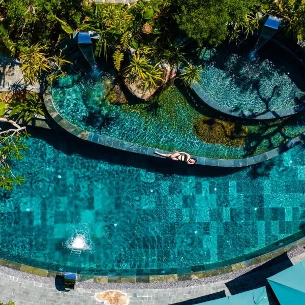 Asia Tropical Resort and Spa, отель в городе Làng Coc