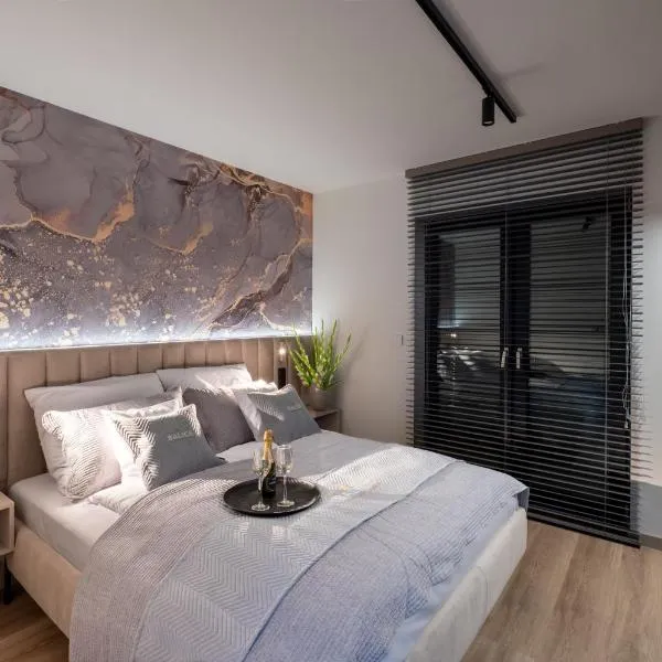 Balice Apartamenty Premium - by Upstairs, hotel in Cholerzyn